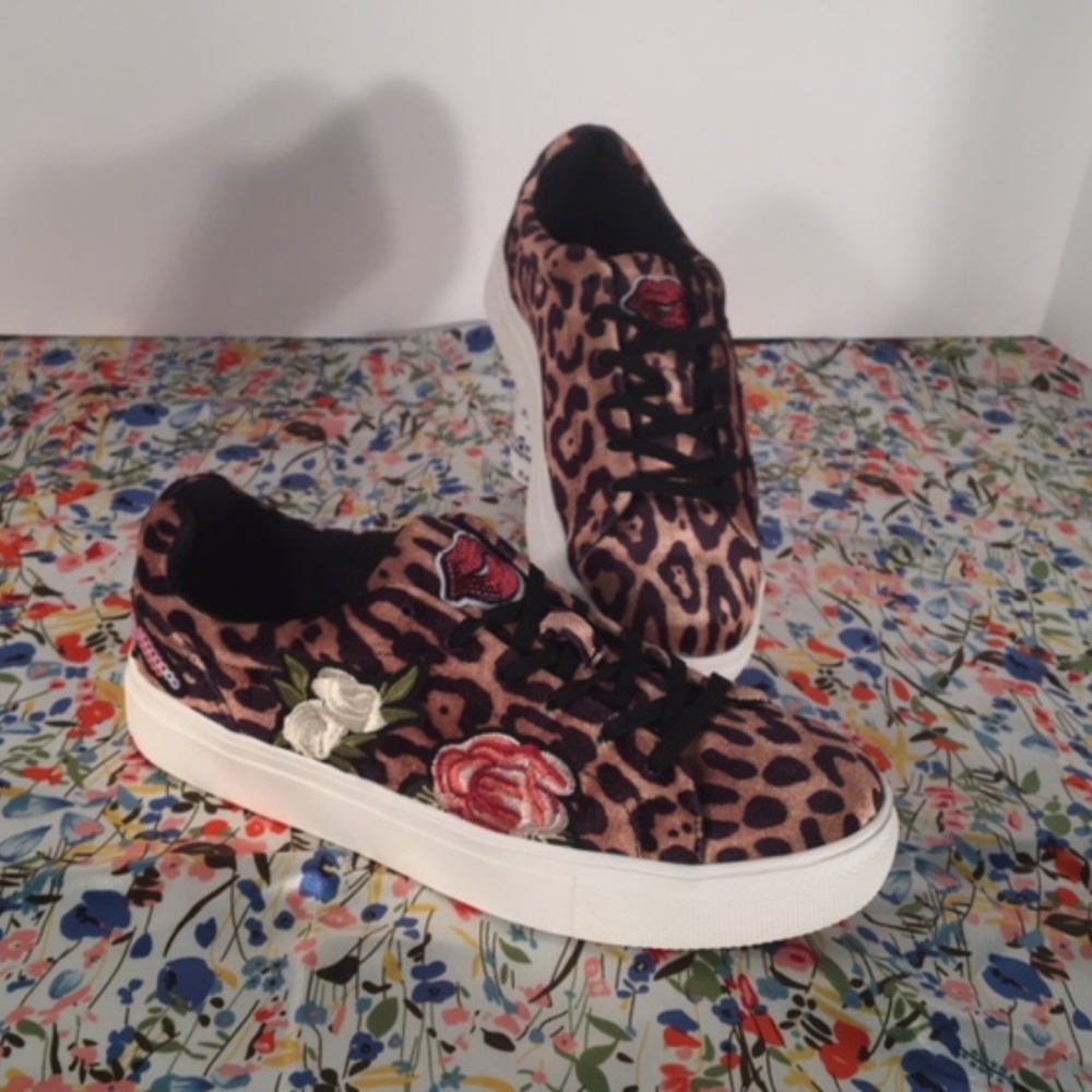 NWB Madden Girl by Steve MaddenTennis Shoes